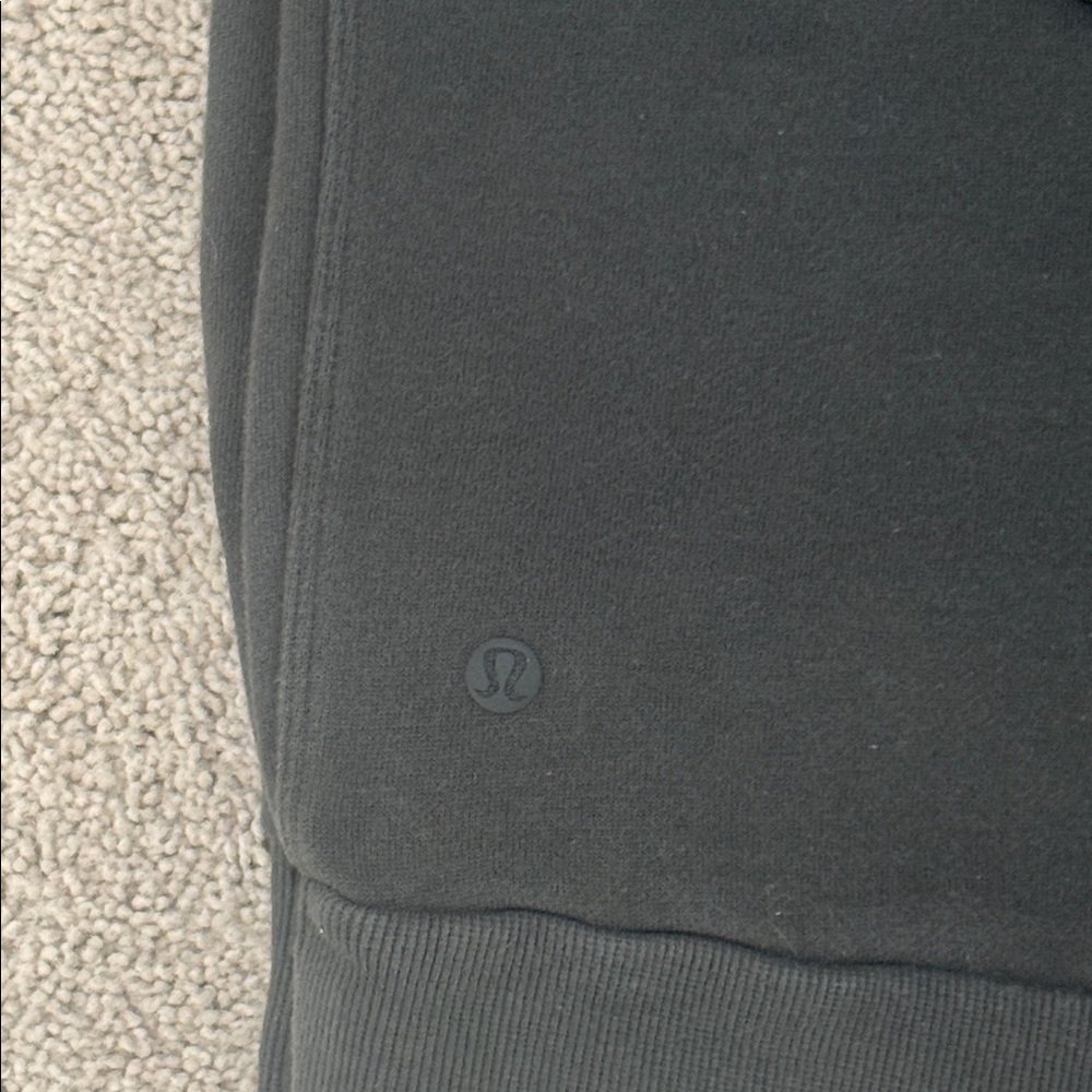 Lululemon Athletica Men's Black Half-Zip Pullover Sweatshirt - size small 🍋 - Picture 2 of 3